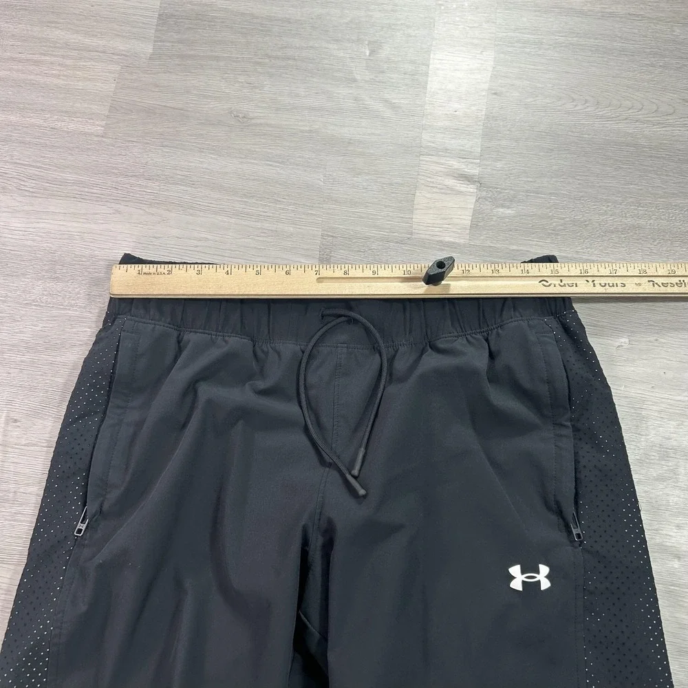 Under Armour Track Pants Mens Medium Black Woven Zip Hem Ventilated 1370428
